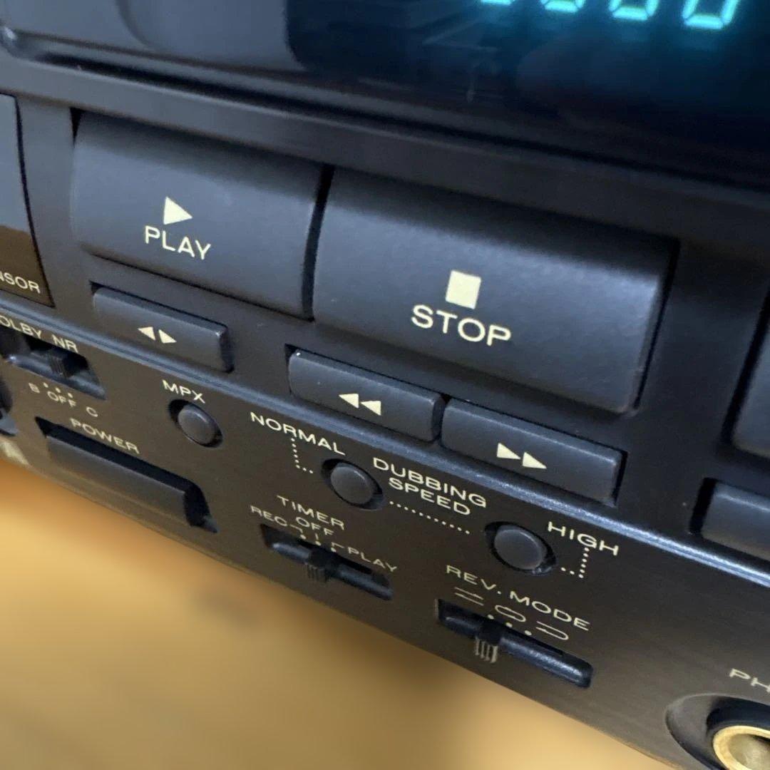 マランツ　ダブルカセットデッキ　SD555