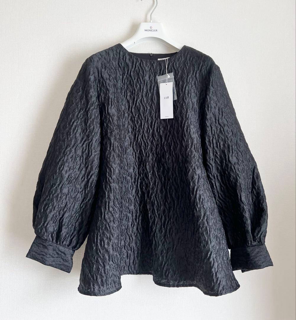 【新品タグ付き】23区 洗える　エクラジャカード ペプラム ブラウス　黒