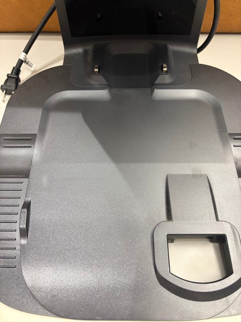 【美品】ルンバ i7+ 月1～2回使用　 アイロボット　ロボット掃除機本体
