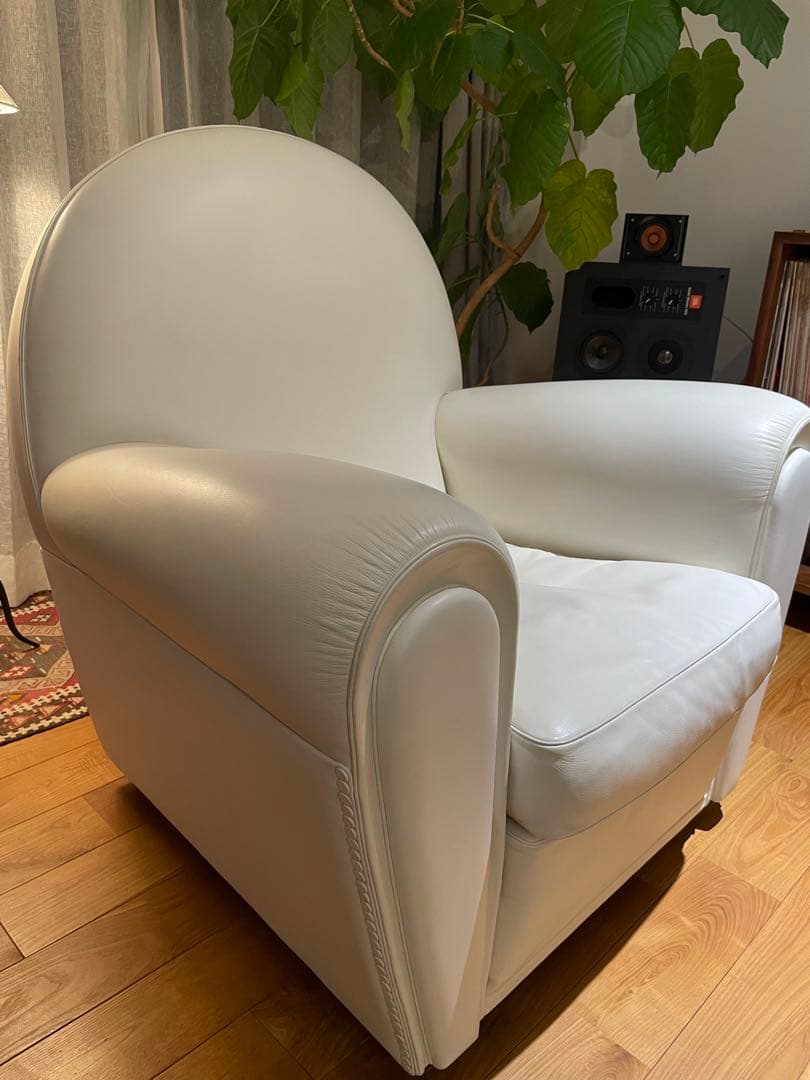 ポルトローナフラウ　バニティフェア　総本革　レザー　ソファ　カッシーナ