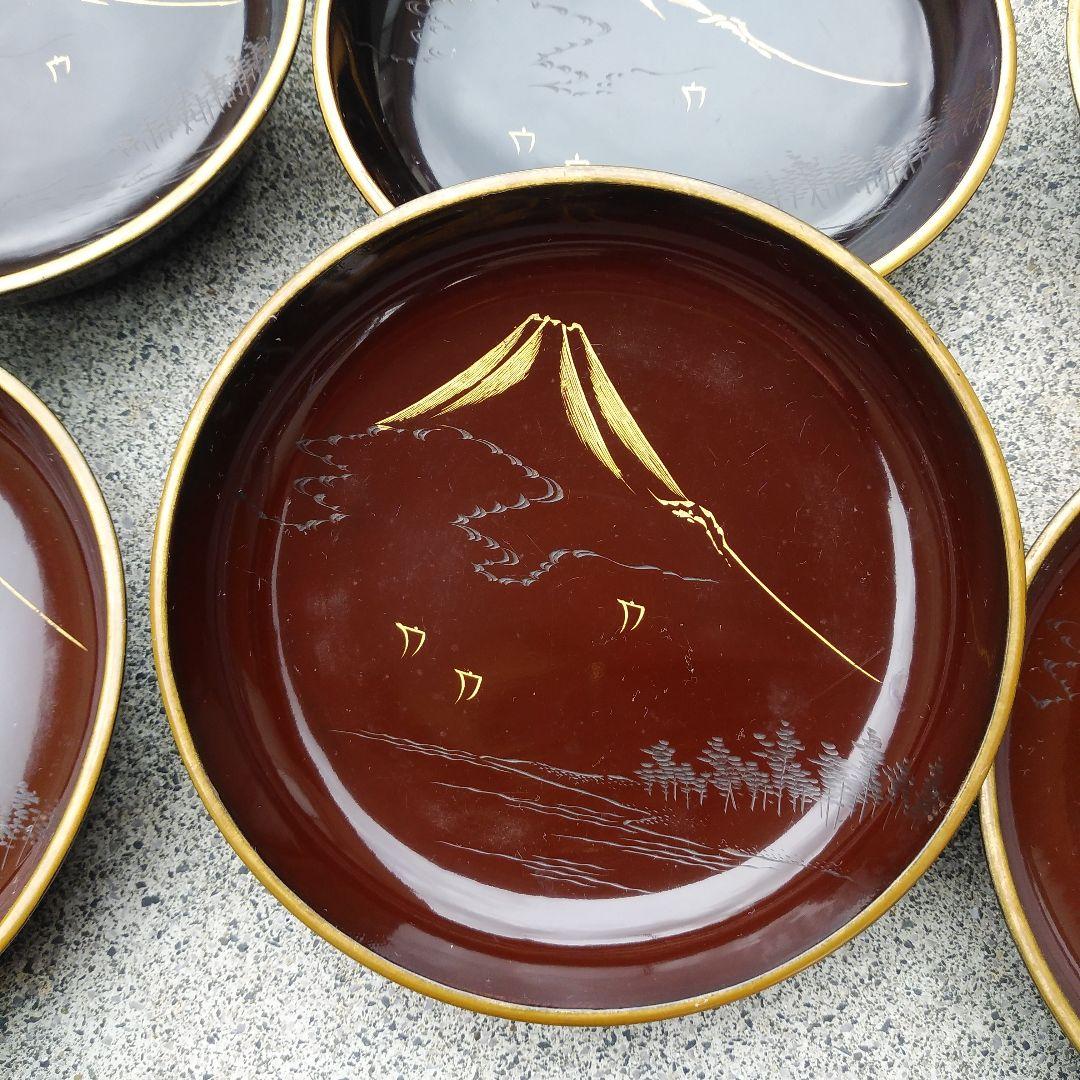 今百　富士模様　四拾人前?　木皿　盃　?　20セット　赤×8　黒Ｘ12　銘々皿