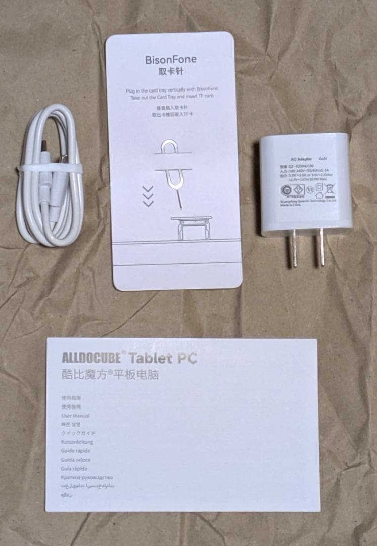 ALLDOCUBE iPlay 70 mini Pro (ケース付)