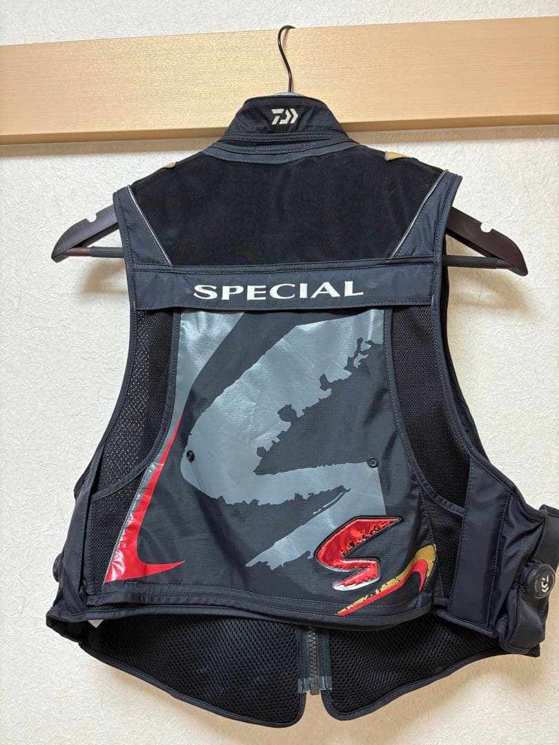 DAIWA SPECIAL 鮎ベスト　DV-1008 ブラック　Ｌサイズ
