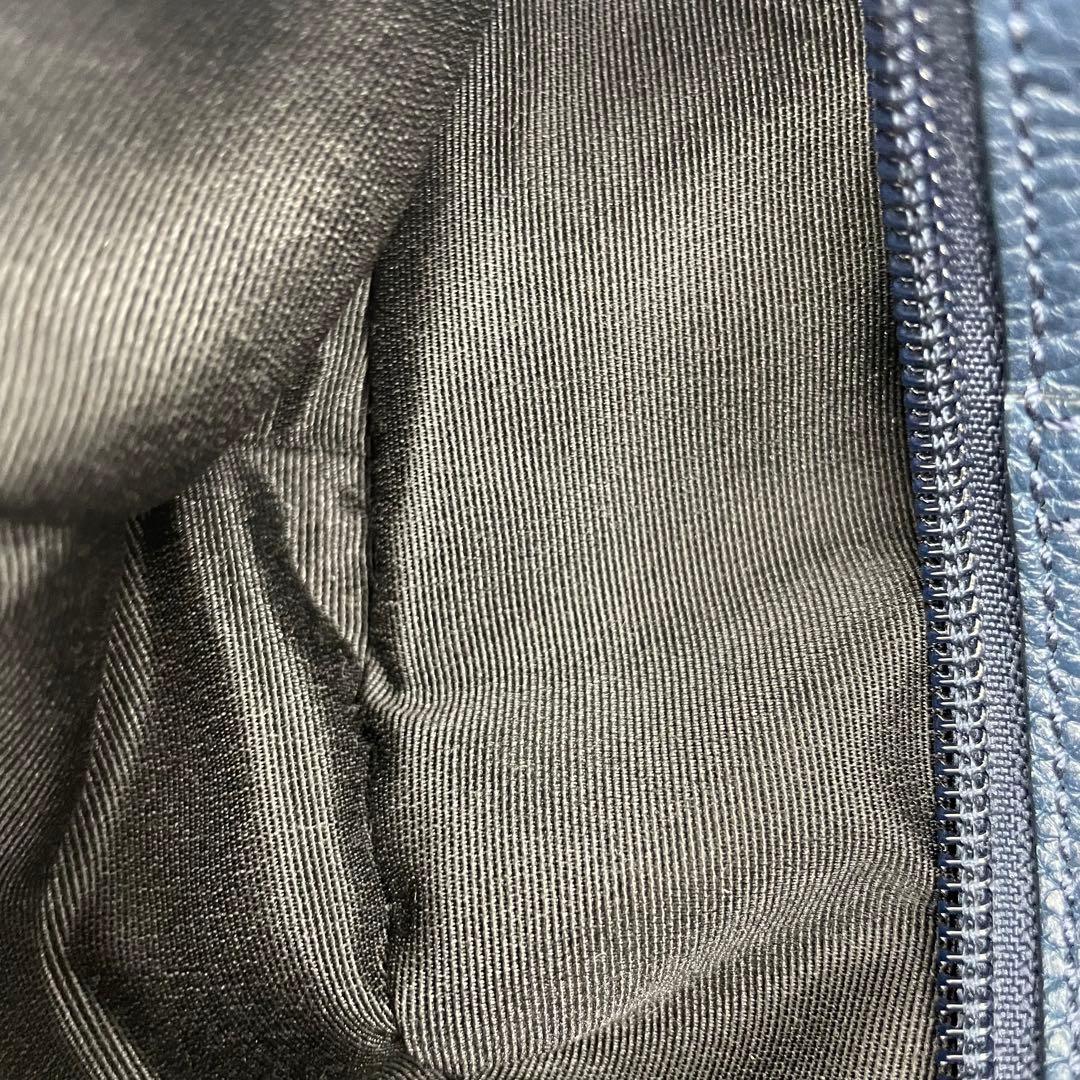 美品　コーチ　ウエストポーチ　ボディバッグ　レザー　シボ革　ネイビー