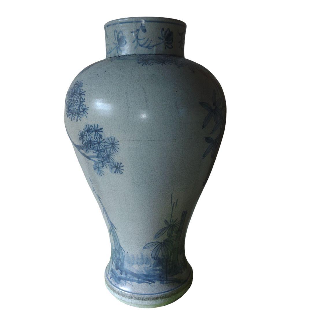 李朝　松竹文染付白磁花瓶　高さ45cm