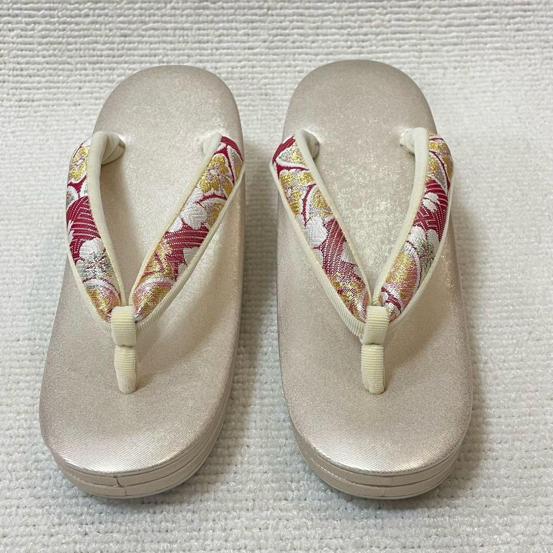 帯地の豪華な振袖用 バック 草履 セット（ふっくら鼻緒で痛くなりにくい♪）