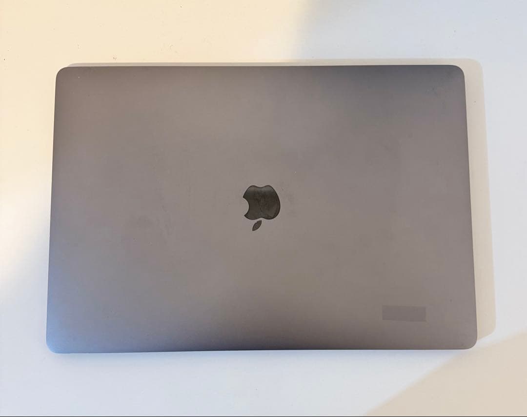 美品 Macbook Pro 2017 15インチ Windows 11 pro