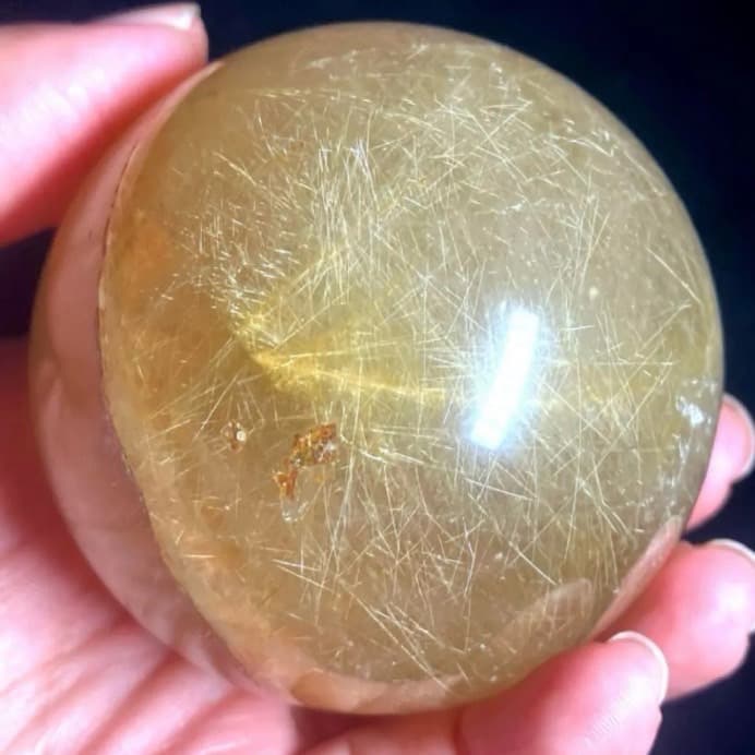 超大玉　61mm ゴールドルチルクォーツ　丸玉　スフィア　金針水晶