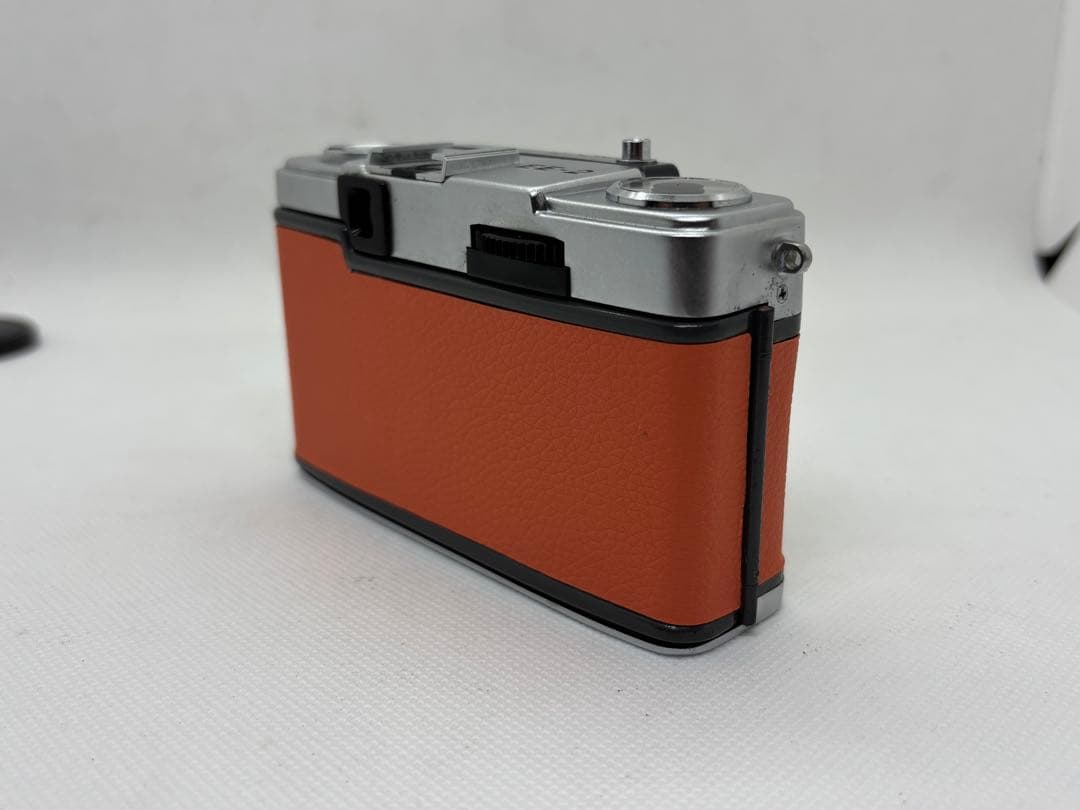 Olympus pen EE-2 人気のハーフサイズカメラ おしゃれなオレンジ