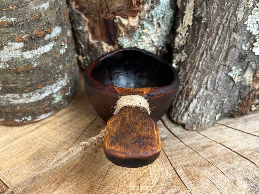 suns wood 手彫り　ククサ　白樺　漆塗り　ソロキャン　一点もの　野営