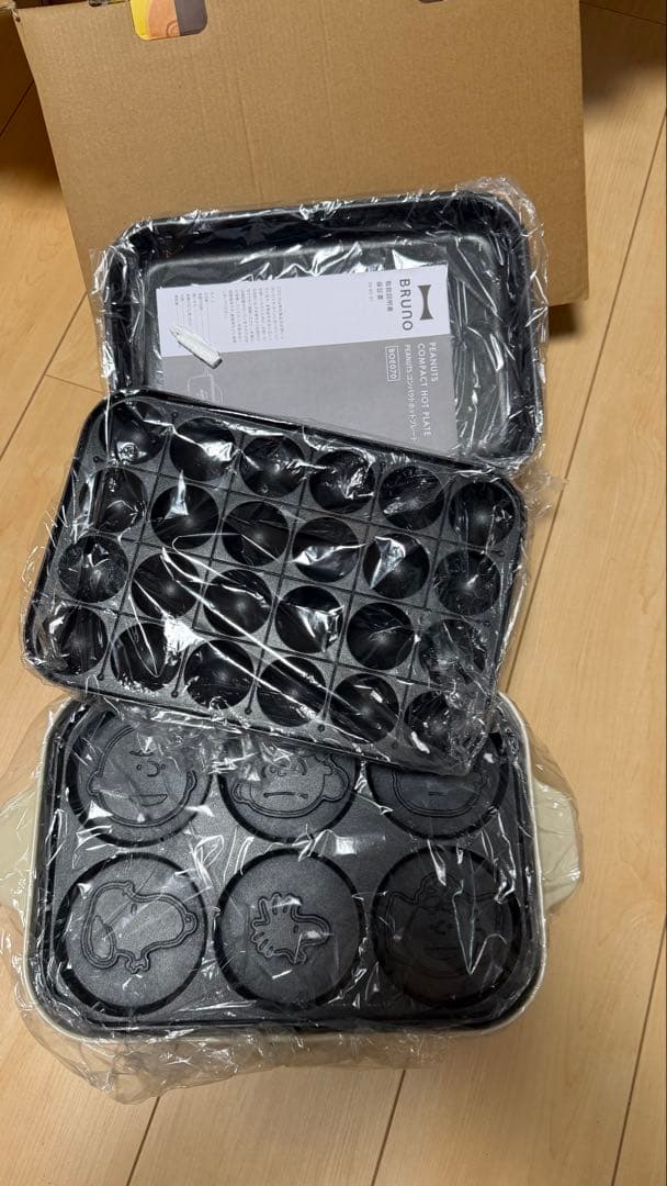 BRUNO ブルーノ スヌーピー コンパクト ホットプレート　新品、未使用