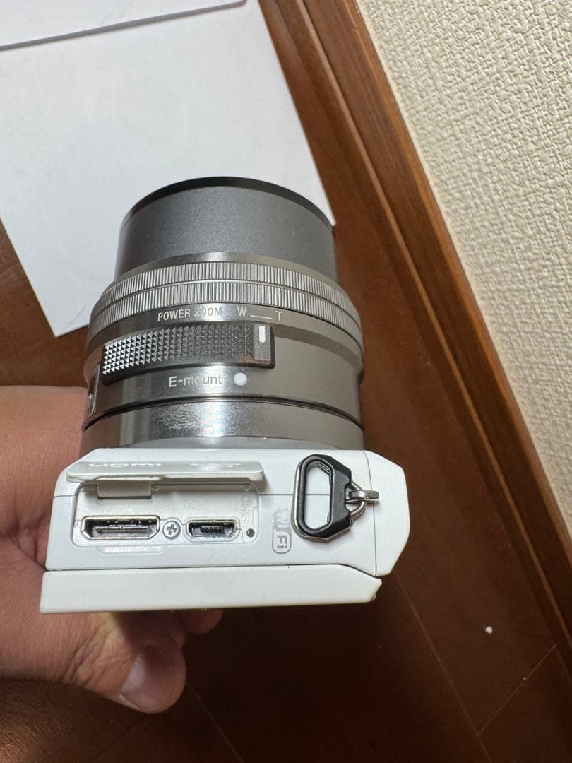 SONY αNEX-5R レンズ付 動作確認済 ミラーレス一眼