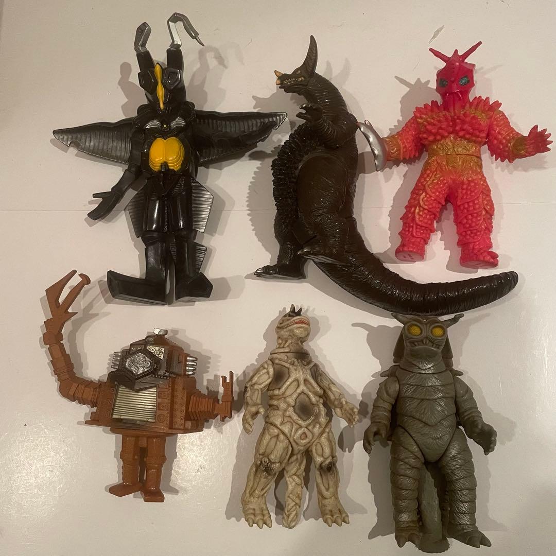 ゴジラ ウルトラマン他 怪獣 ソフビ 90体以上 120サイズ まとめ売り