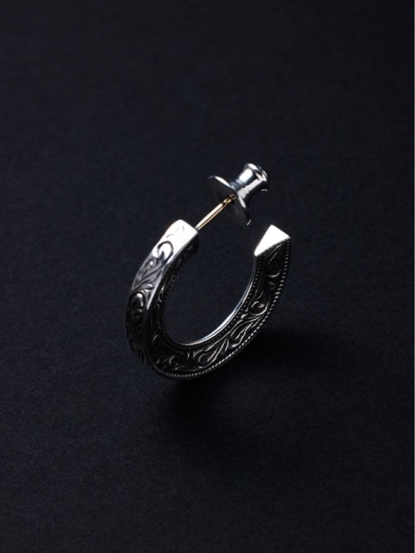 アクセサリー ANTIDOTE BUYERS CLUB Engraved Triangle