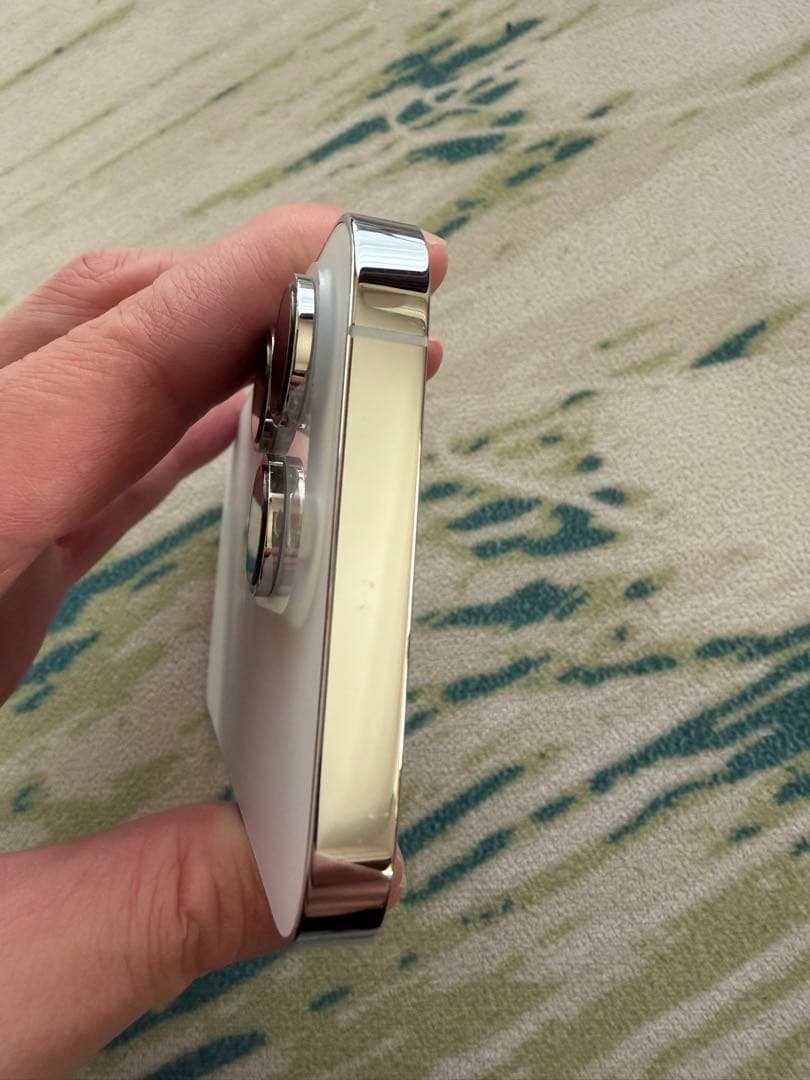 スマートフォン本体 Sakura