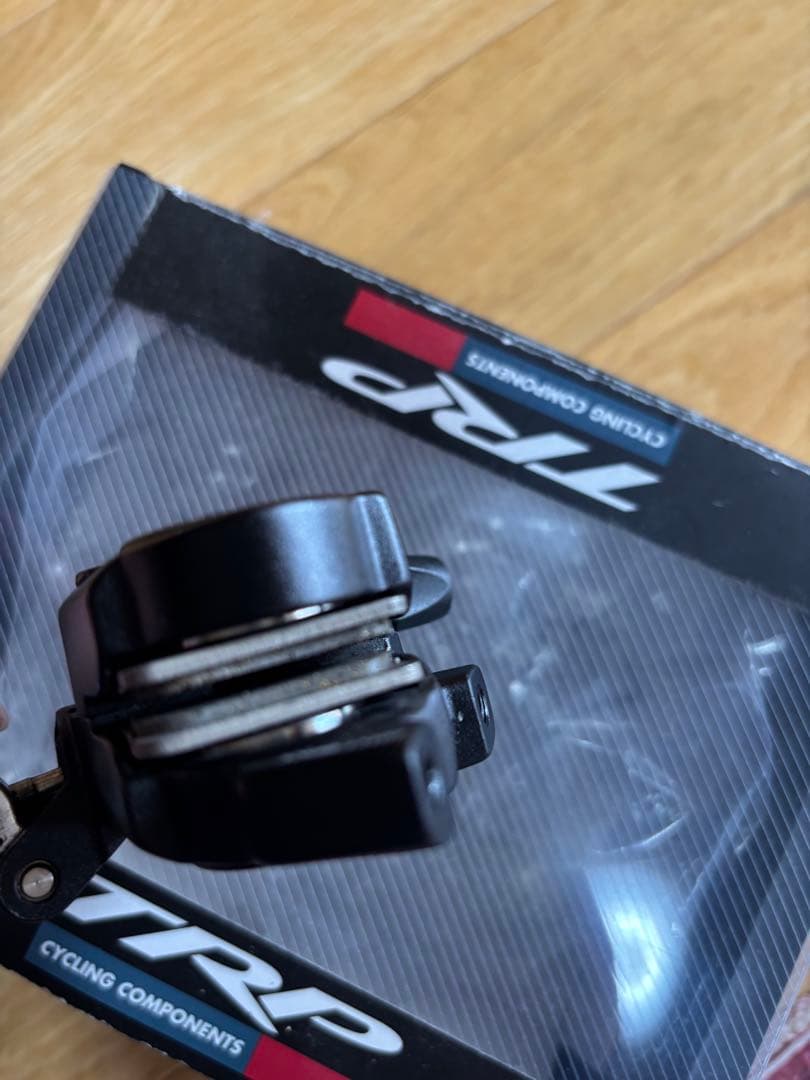 TRP HY-RD ブレーキキャリパー フラットマウント2個