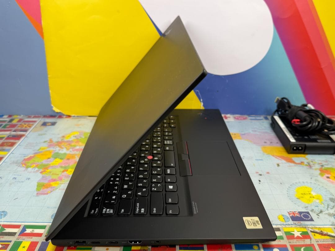 極美品 32GB・1TB レノボ P1 Gen3 T1000搭載 15.6型