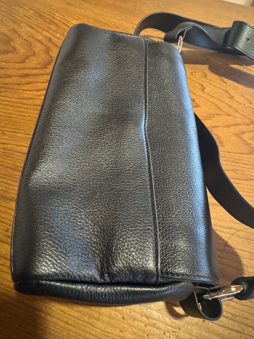 美品◾️ビアズリー◾️大丸京都店購入◾️レザーバッグ