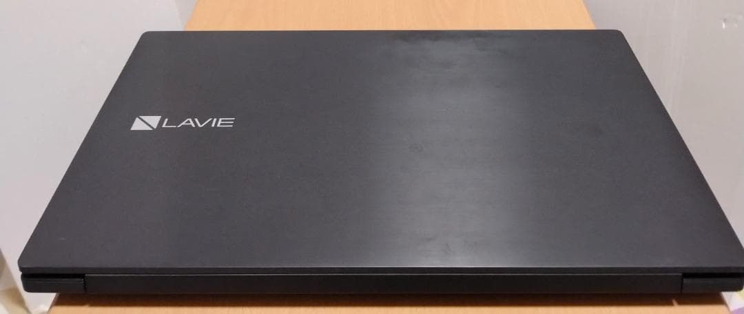 NEC8世代Core i7 SSD1TBメモリー20GBブルーレイ17.3インチ