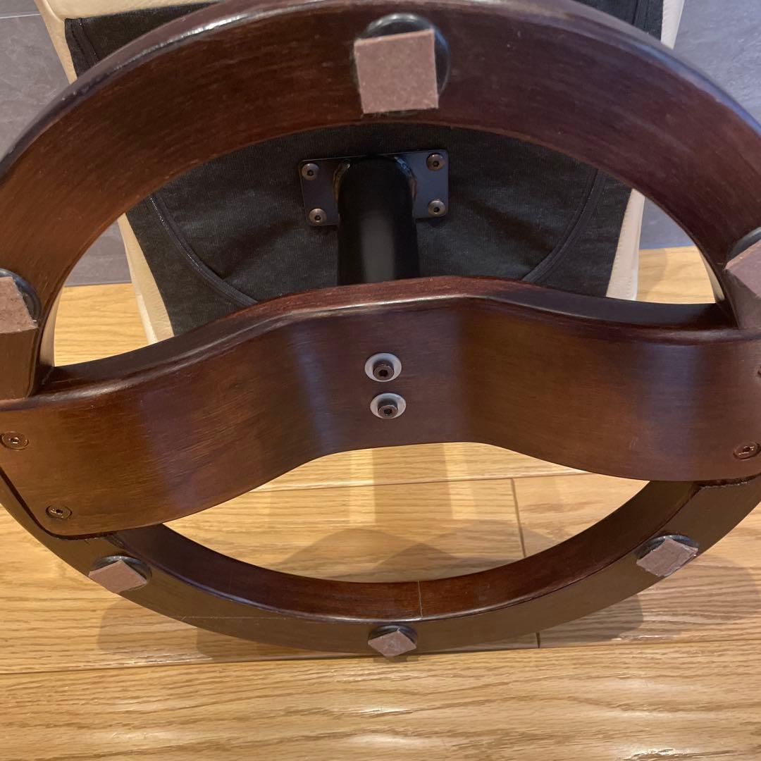 イエリアーダ　シモンズ　オットマン