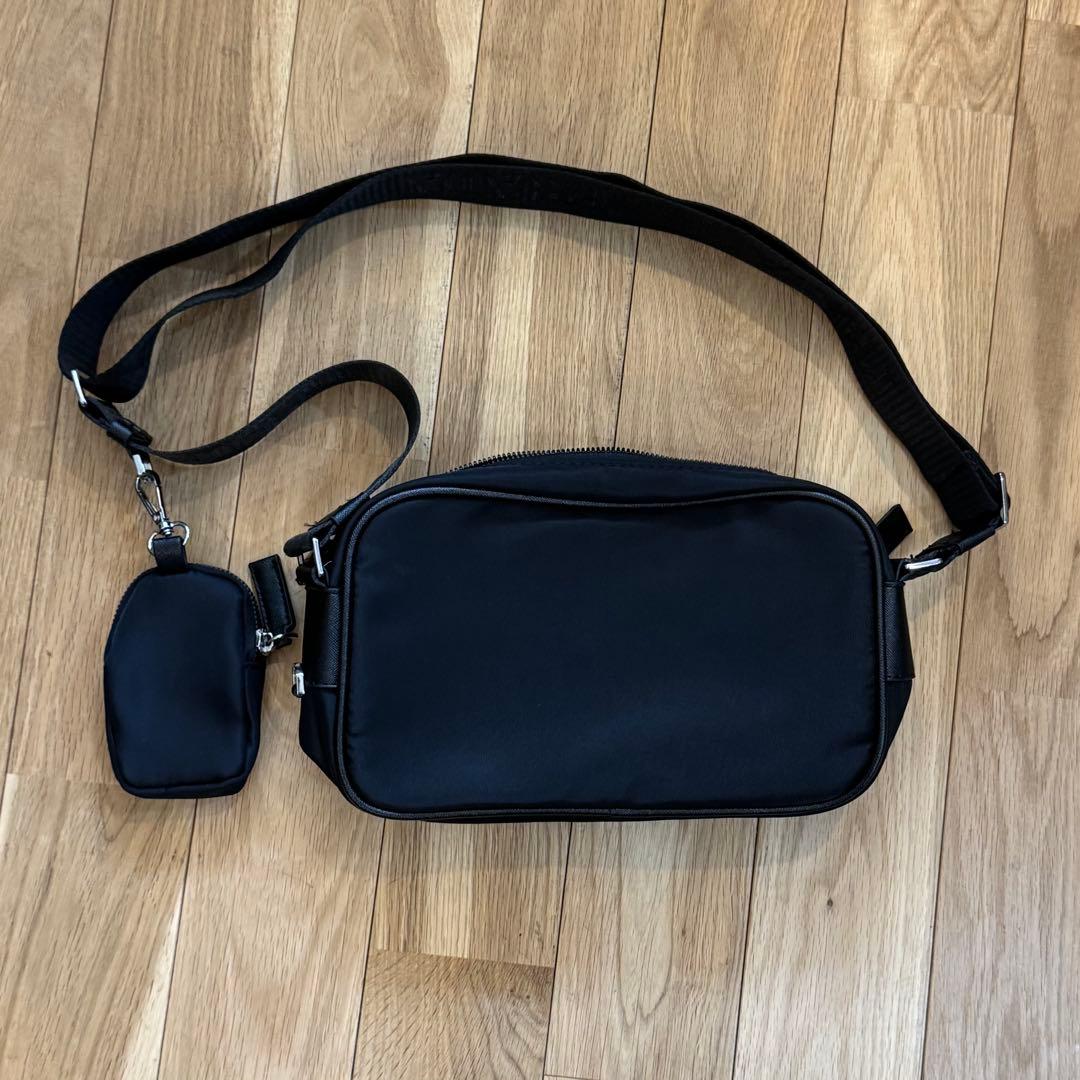 PRADAバッグノベルティ