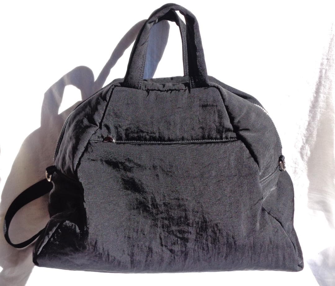 美品 ITTIイッチ Annie Puffer Madison Bag ブラック