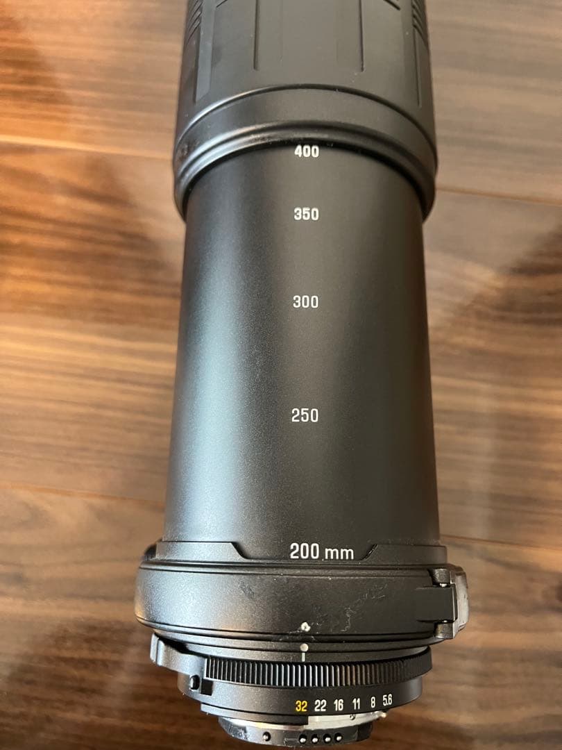 TAMRON 200-400mm ズームレンズ