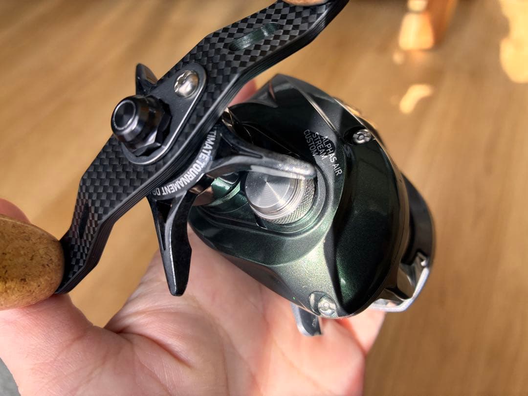 アルファス エアストリームカスタム 左ハンドル