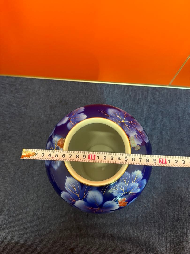 1566深川製磁　瑠璃　花瓶　金彩　未使用