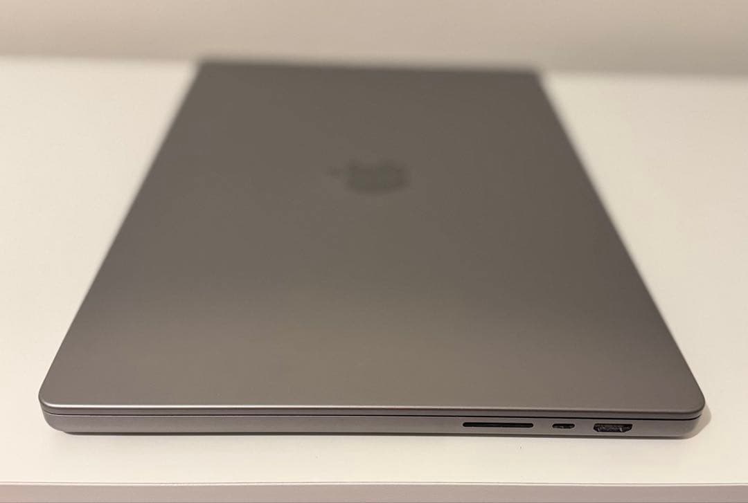 Macbook Pro 2021 16インチ M1 Windows 11 Pro