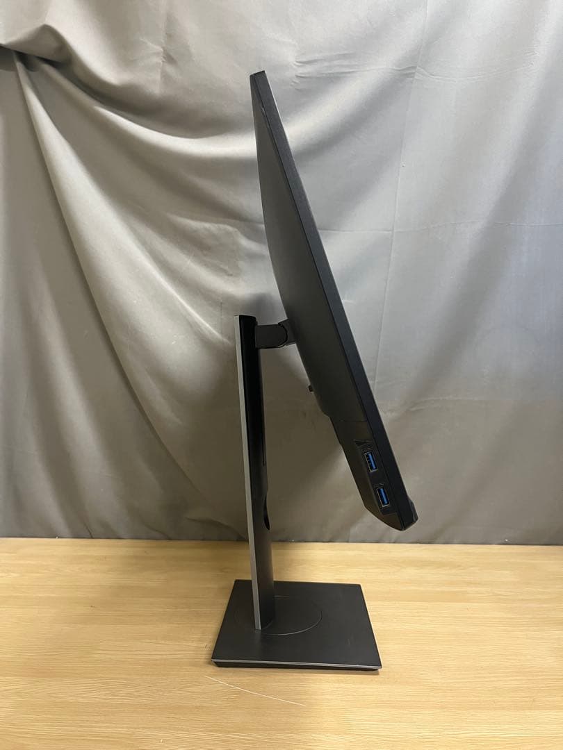 Dell P2419HC 23.8インチモニター　USB TYPE-C機能