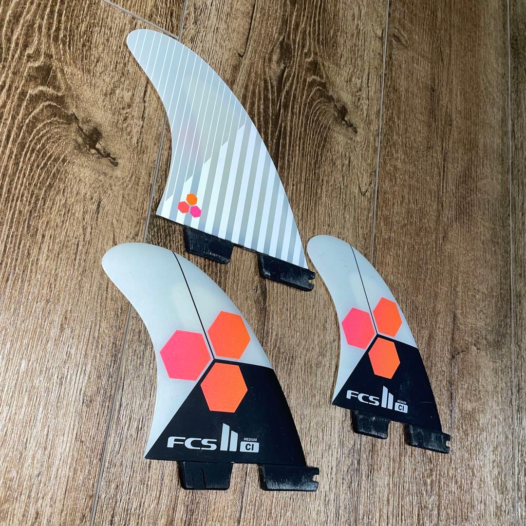 FCS2 CI UPRIGHTトライフィン Mサイズ チャンネルアイランド