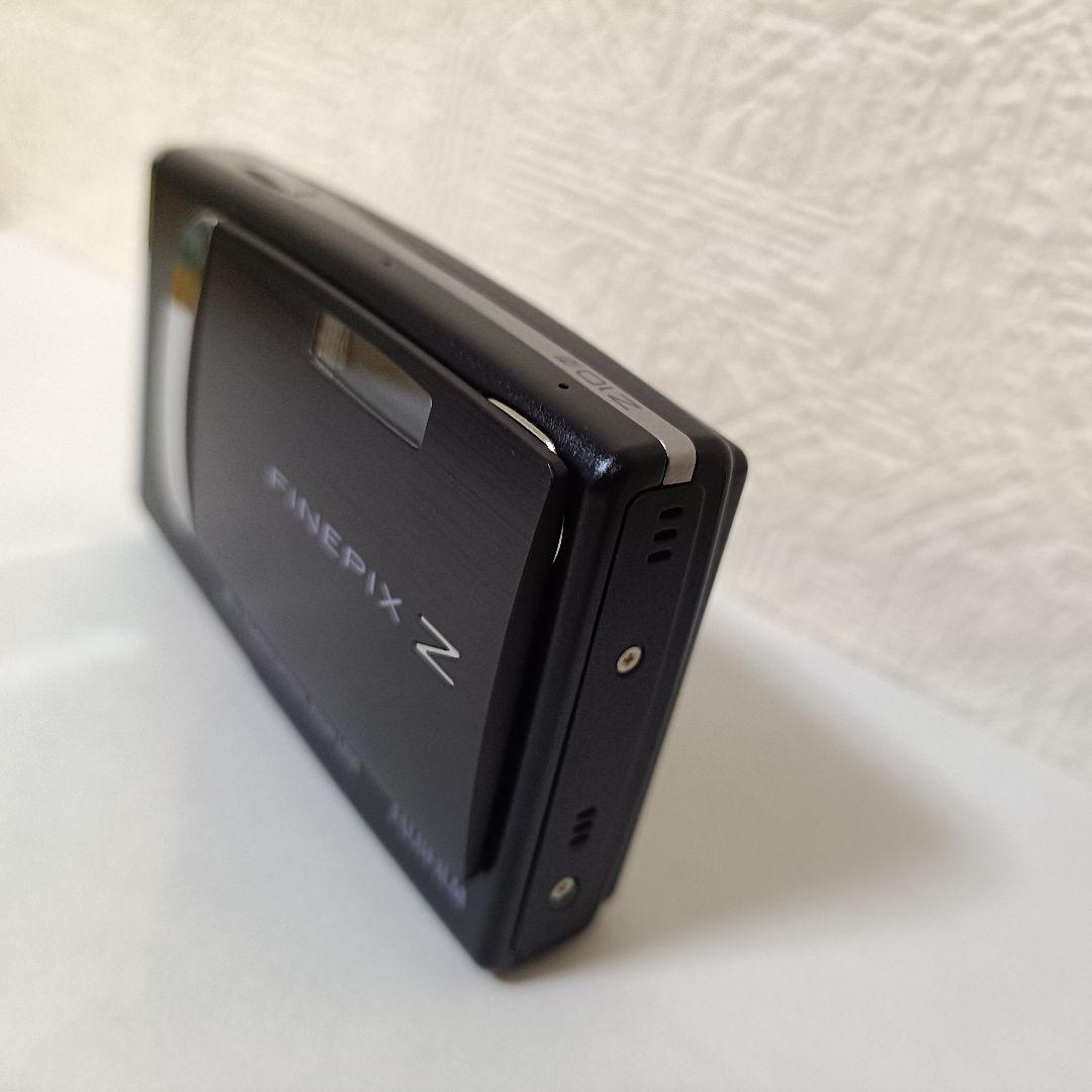 未使用級 FUJIFILM FINEPIX Z10fdコンパクトデジタルカメラ