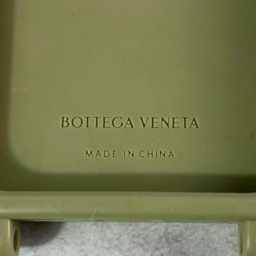 ボッテガヴェネタ　イントレチャート　iPhoneケース　iPhone15PRO