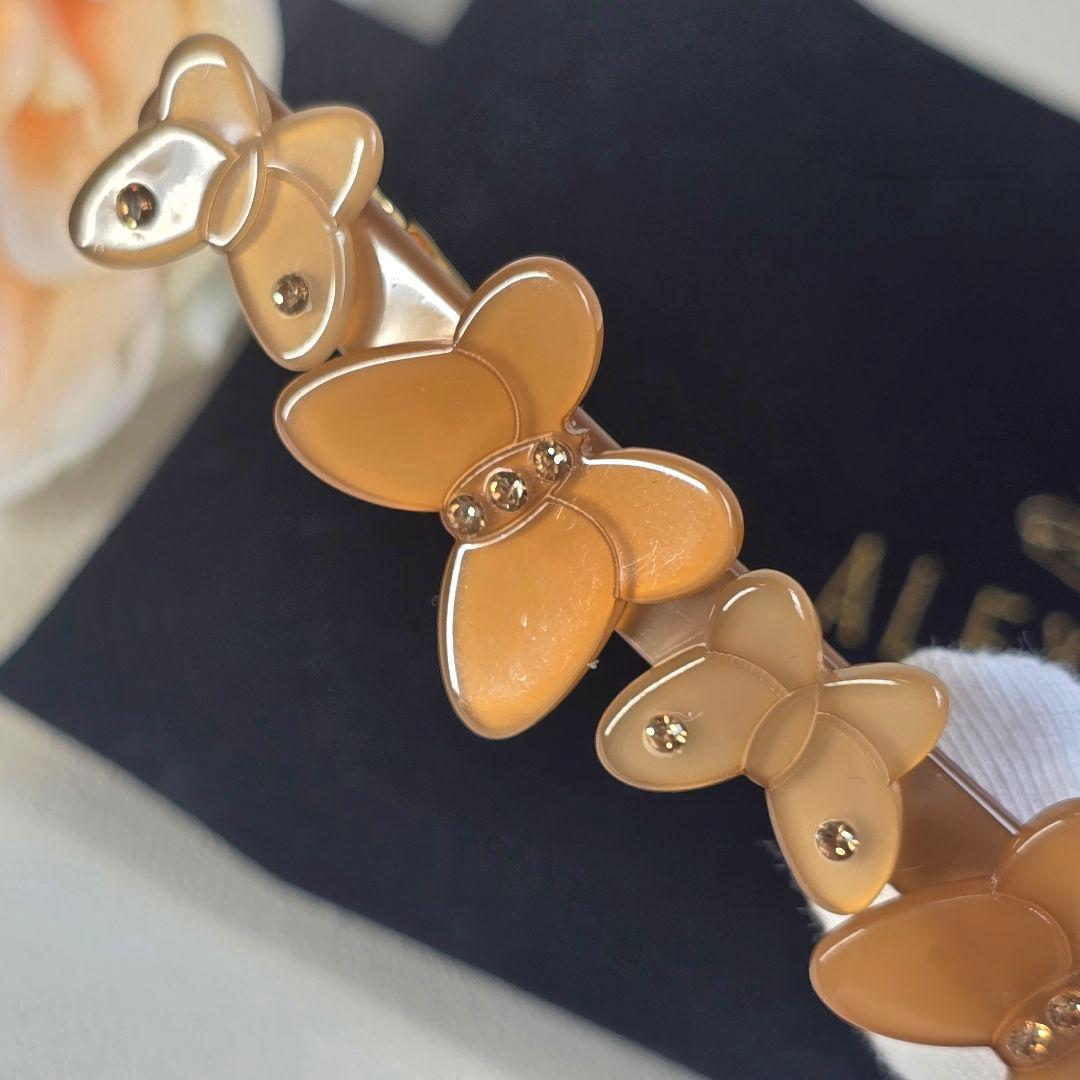 アレクサンドル ドゥ パリ　バレッタ　立体モチーフ　バタフライ