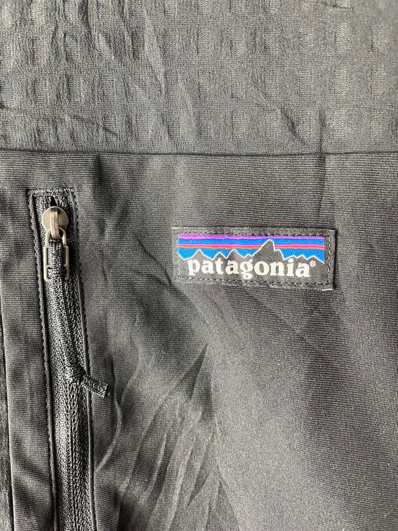 patagonia パタゴニア　R2 テックフェイスジャケット