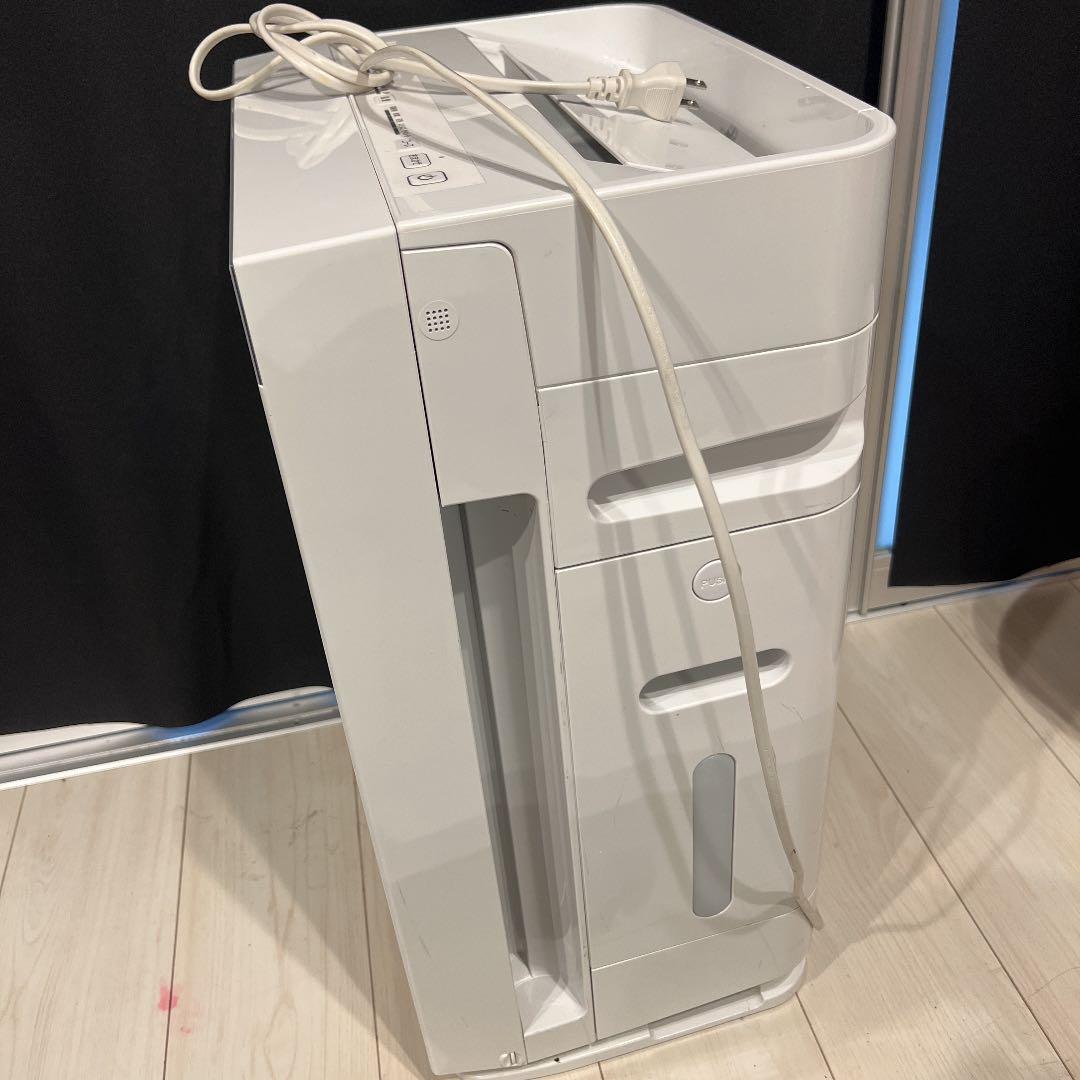 ダイキン　★大人気★ 空気清浄機　MCK70W-W