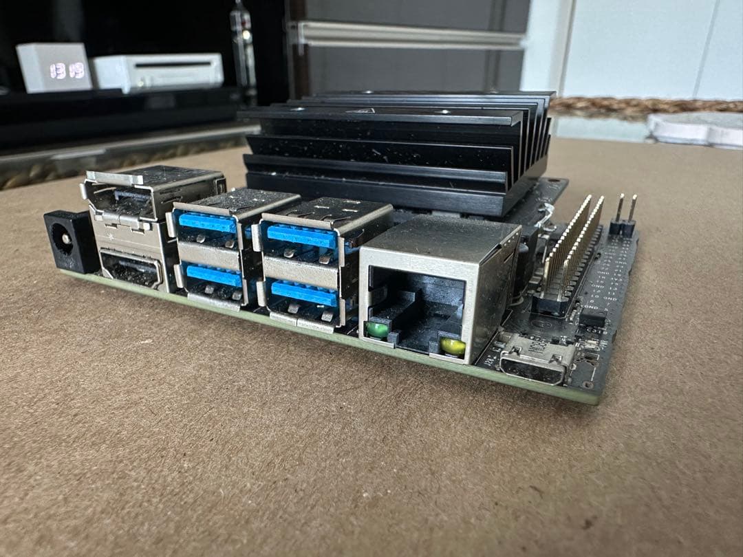 NVIDIA Jetson Nano 4GB 開発キット