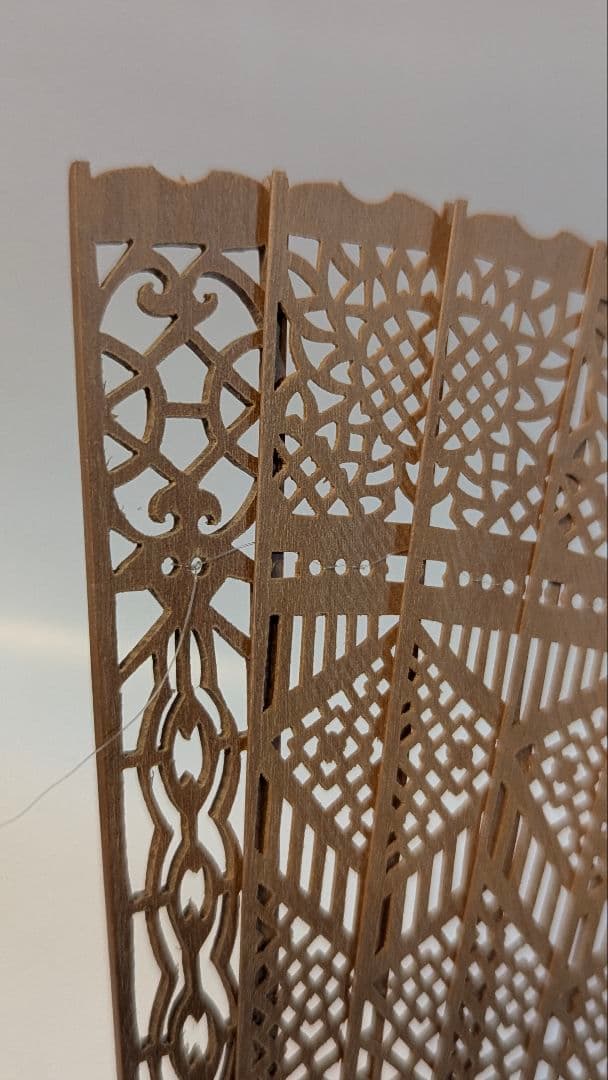 送料無料　最高級品　香木白檀透かし彫り扇子 共箱　本物保証　中国古玩骨董　センス