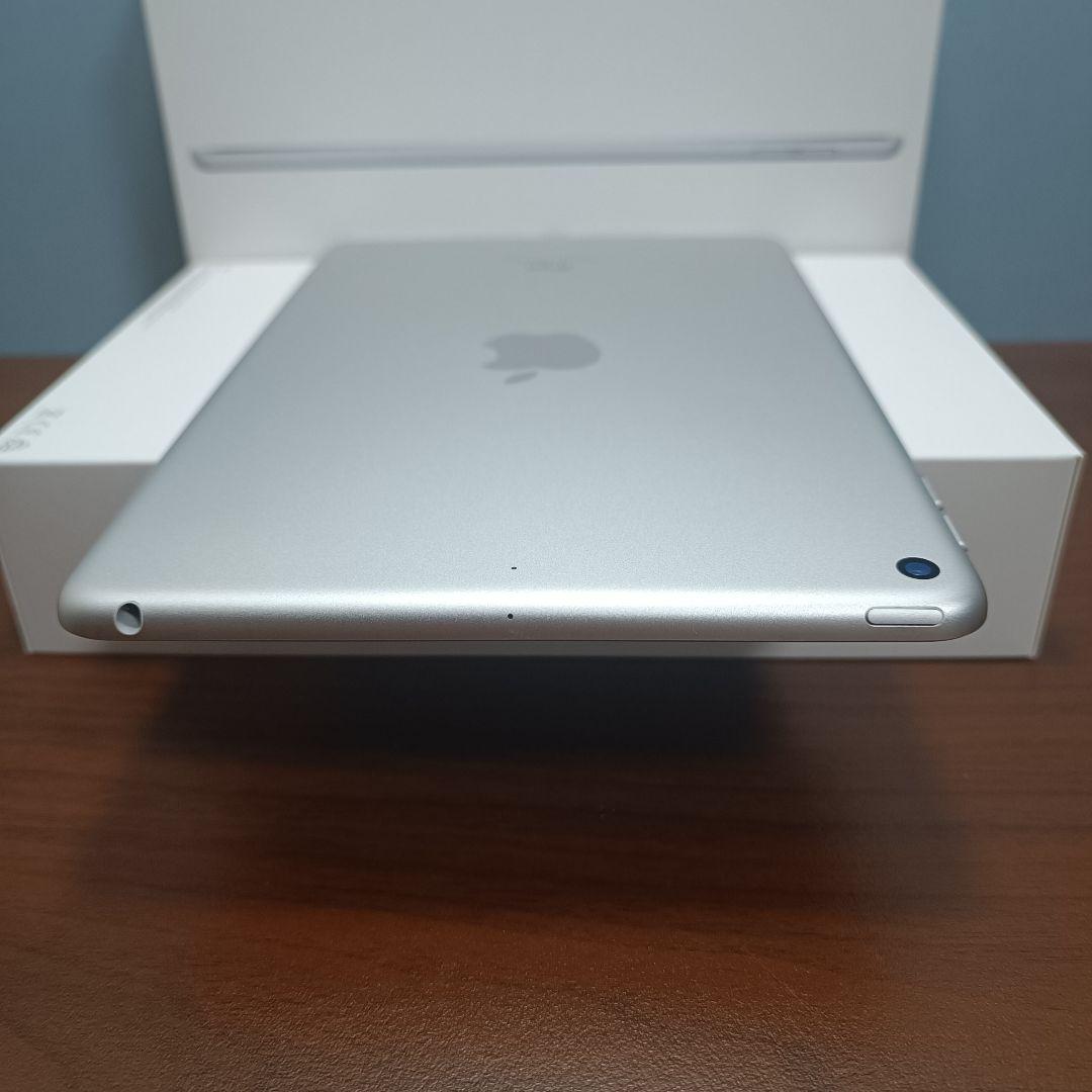 (美品) iPad Mini5 第5世代 WiFi 256GB キーボード付き