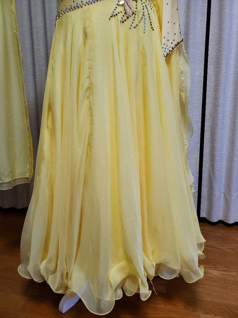 社交ダンス　ドレス