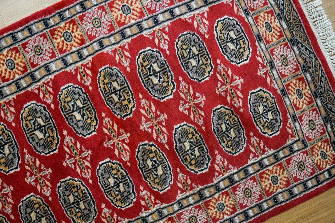 パキスタン手織り絨毯 トルクメンボハラ トライバルラグ 130×80cm