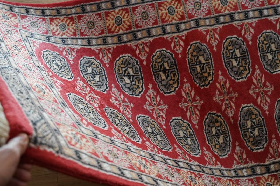 パキスタン手織り絨毯 トルクメンボハラ トライバルラグ 130×80cm