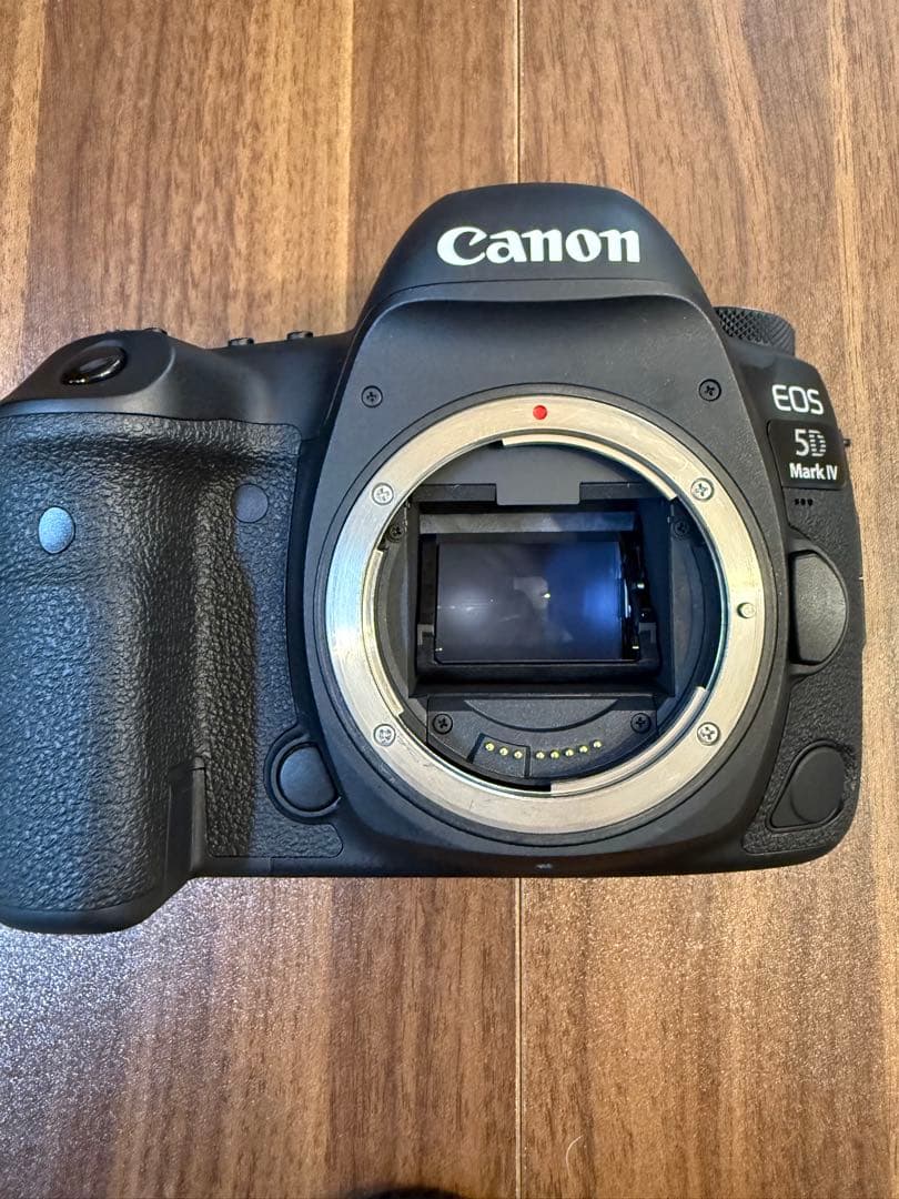 ヒ*ロ様 【美品】Canon EOS 5D Mark IV 付属品多数