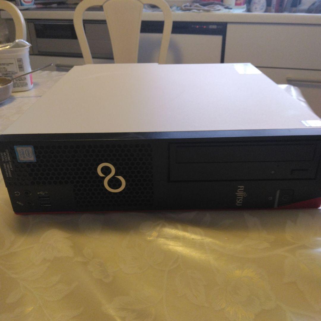 Windowsデスクトップ ESPRIMO D588V / i5-8500 / 8GB
