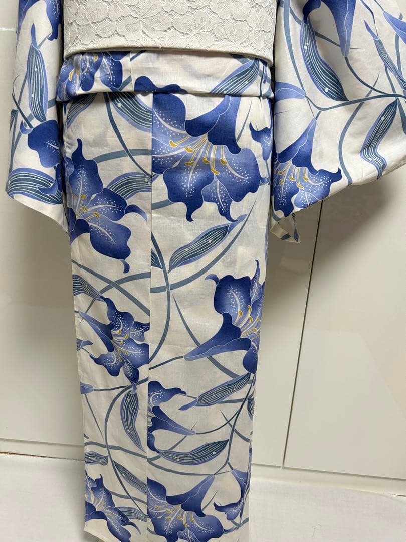 浴衣 ゆかた帯のセット販売白地にブルー 百合 ゆり 花柄 Lサイズ