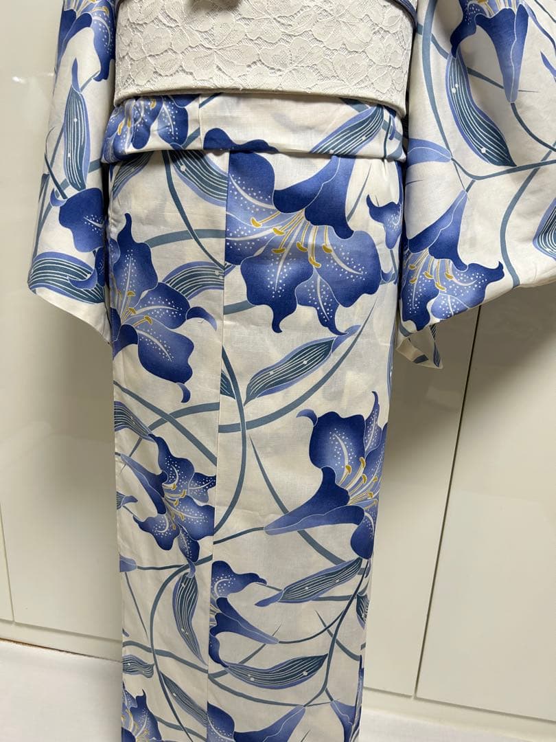浴衣 ゆかた帯のセット販売白地にブルー 百合 ゆり 花柄 Lサイズ