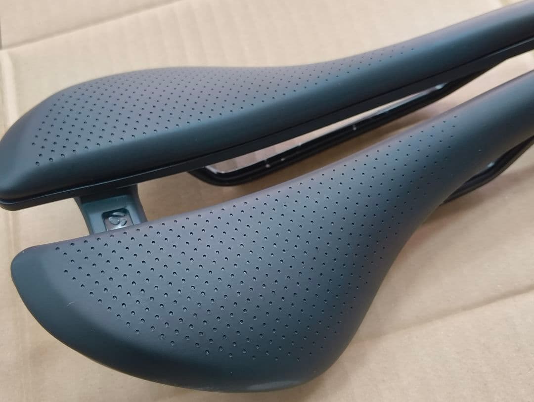 BONTRAGER Aeolus Elite サドル 145mm 中古 TREK