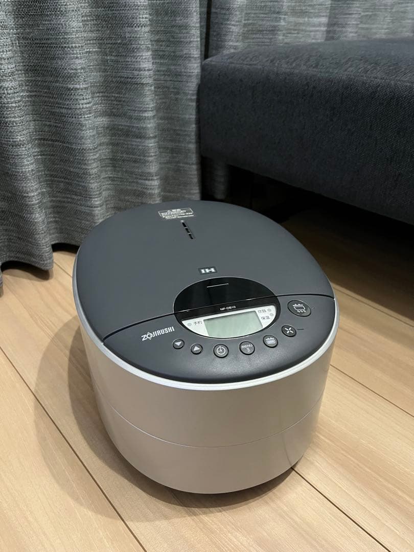 象印 IH炊飯器 NP-DB10 グレー✖️シルバー【美品】
