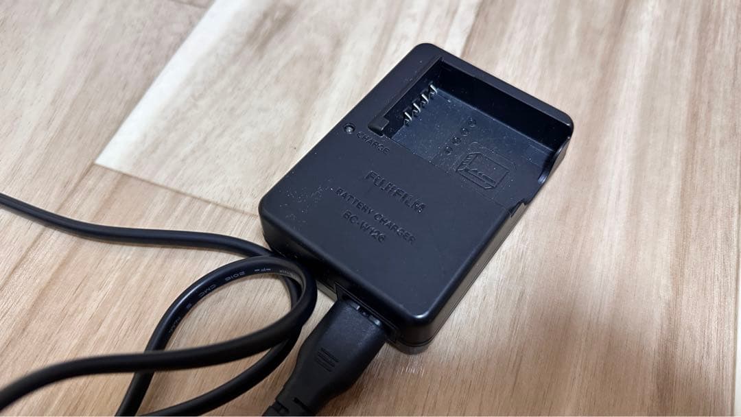 Fujifilm X-E1ボディーと単焦点レンズセット